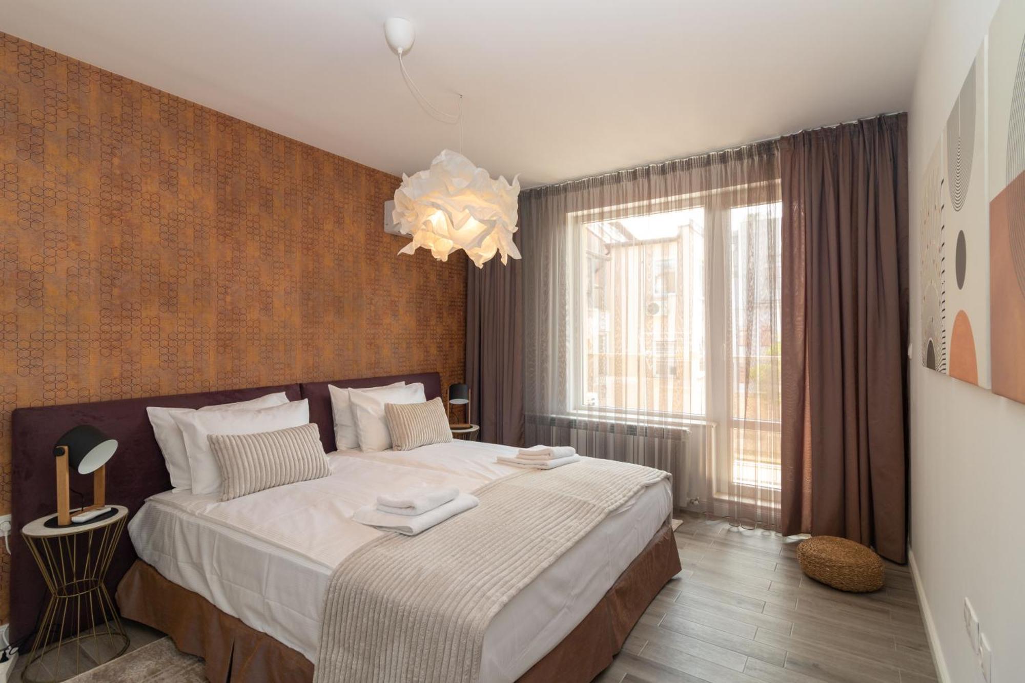 Contemporary Charm In Old Sofia Apartment Exterior photo